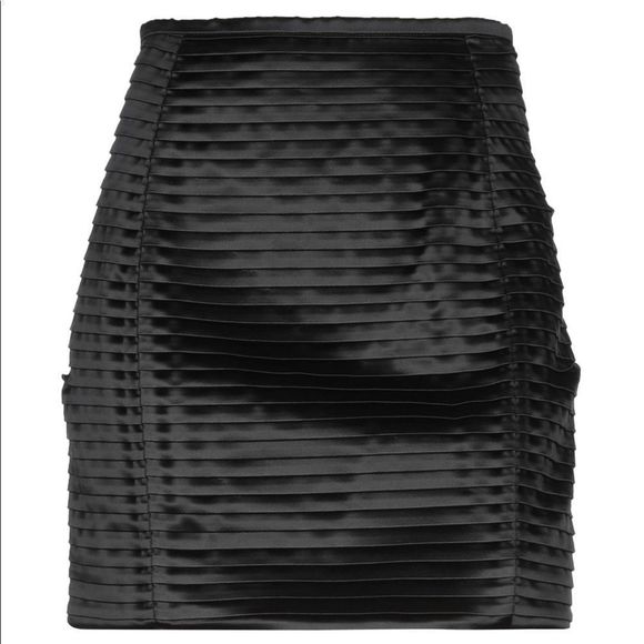 Balmain Pleated Miniskirt - Picture 2 of 8